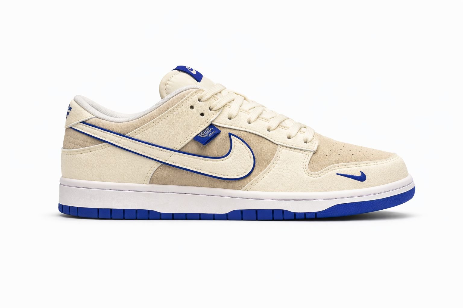 NIKE  SB DUNK NORTH FACE WHITE BLUE  image 2